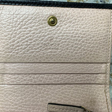 Load image into Gallery viewer, GUCCI BOW COMPACT BLACK BIFOLD WALLET
